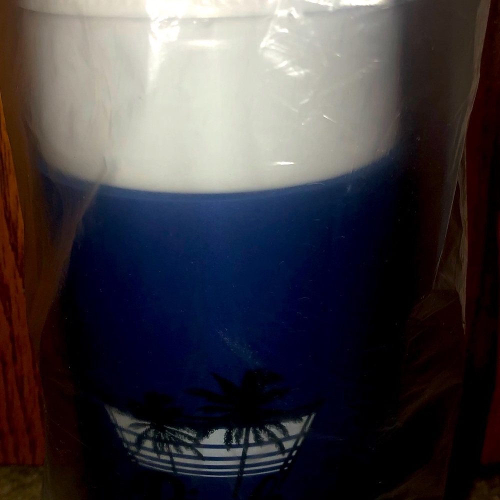 Victoria’s Secret pink beach cup